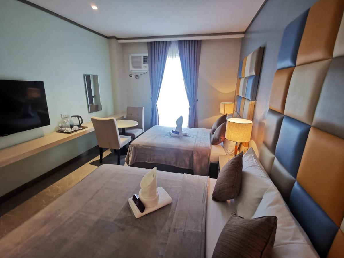 Yes Hotel Pandi Bulacan Ngoại thất bức ảnh